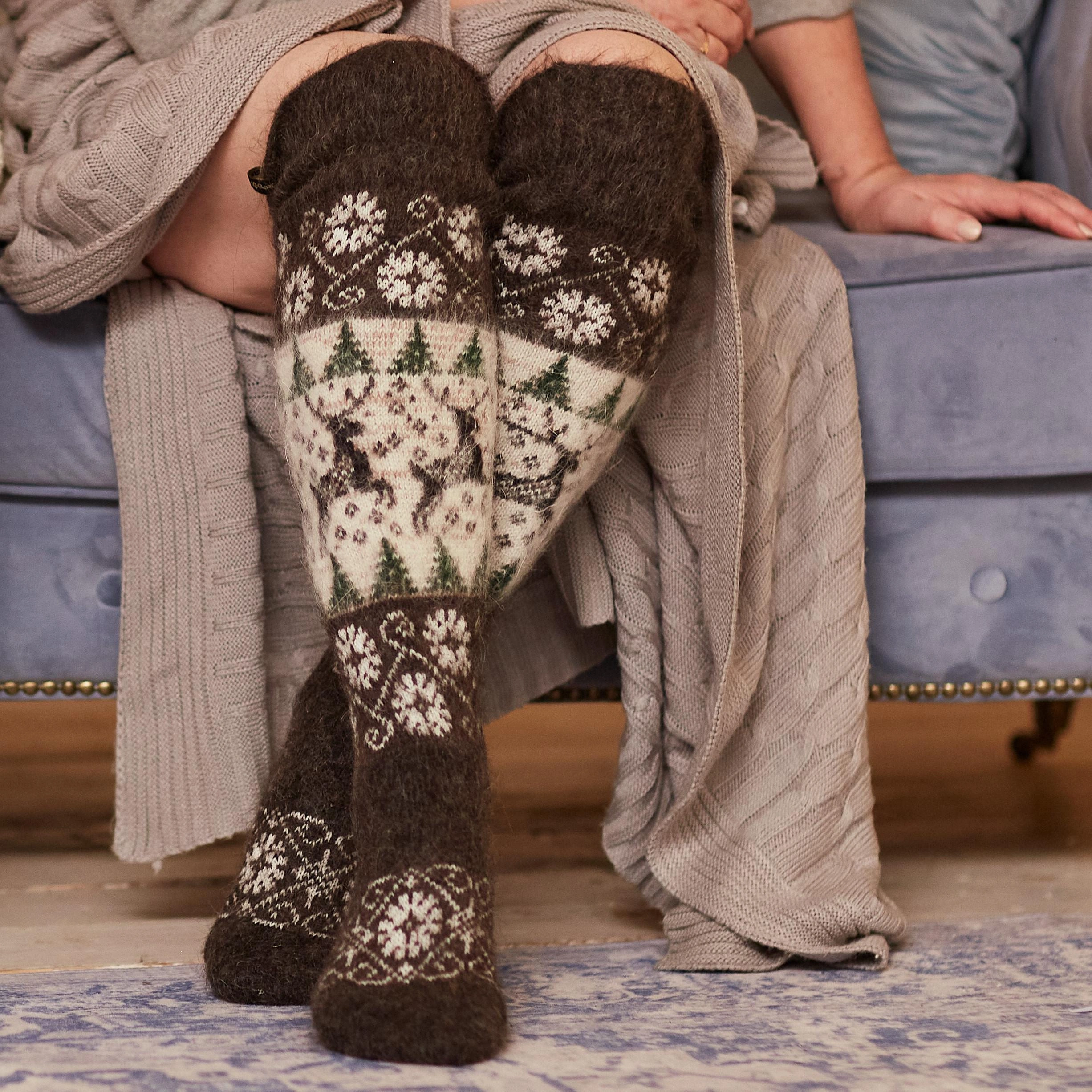 Cozy Goat Wool Socks Alpine Meadow Warmth for Your Legs